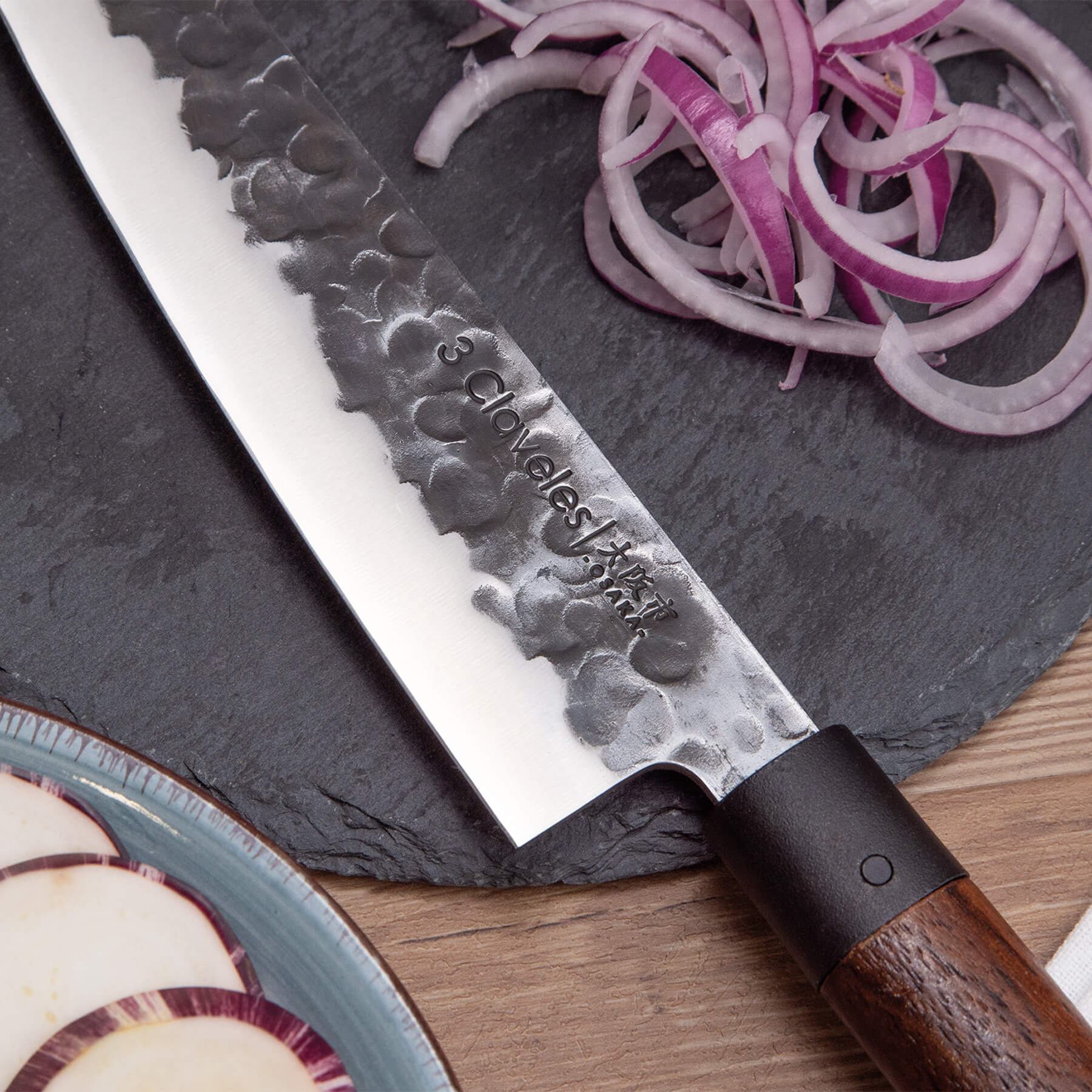 Cuchillo Santoku Osaka 3 Claveles